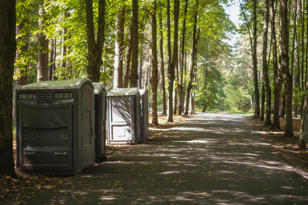 Best Portable restroom trailer rental  in Brownsville, KY
